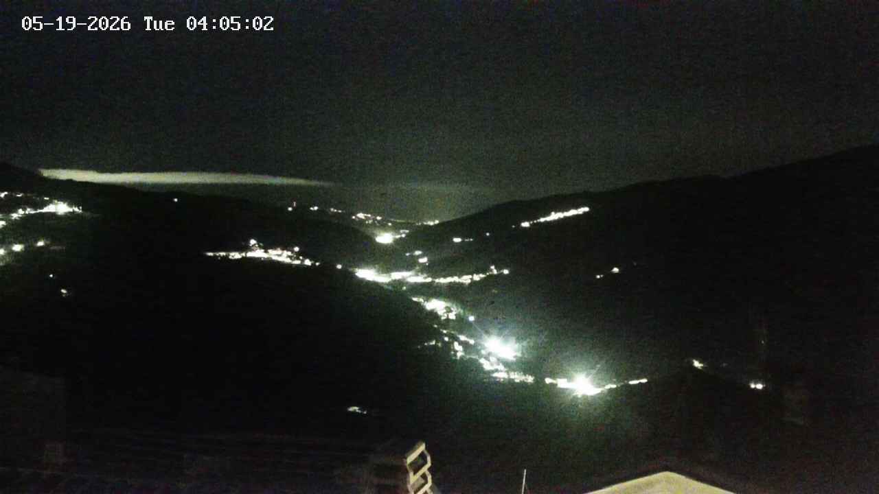 Live-Blick über das Impero-Tal nach Imperia und zum Meer